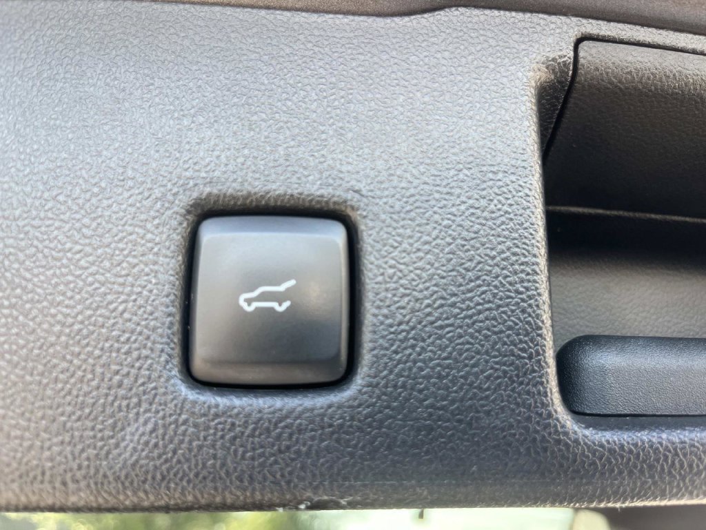 Certified 2021 Ford Escape SE w/ Convenience Package FWD image 15