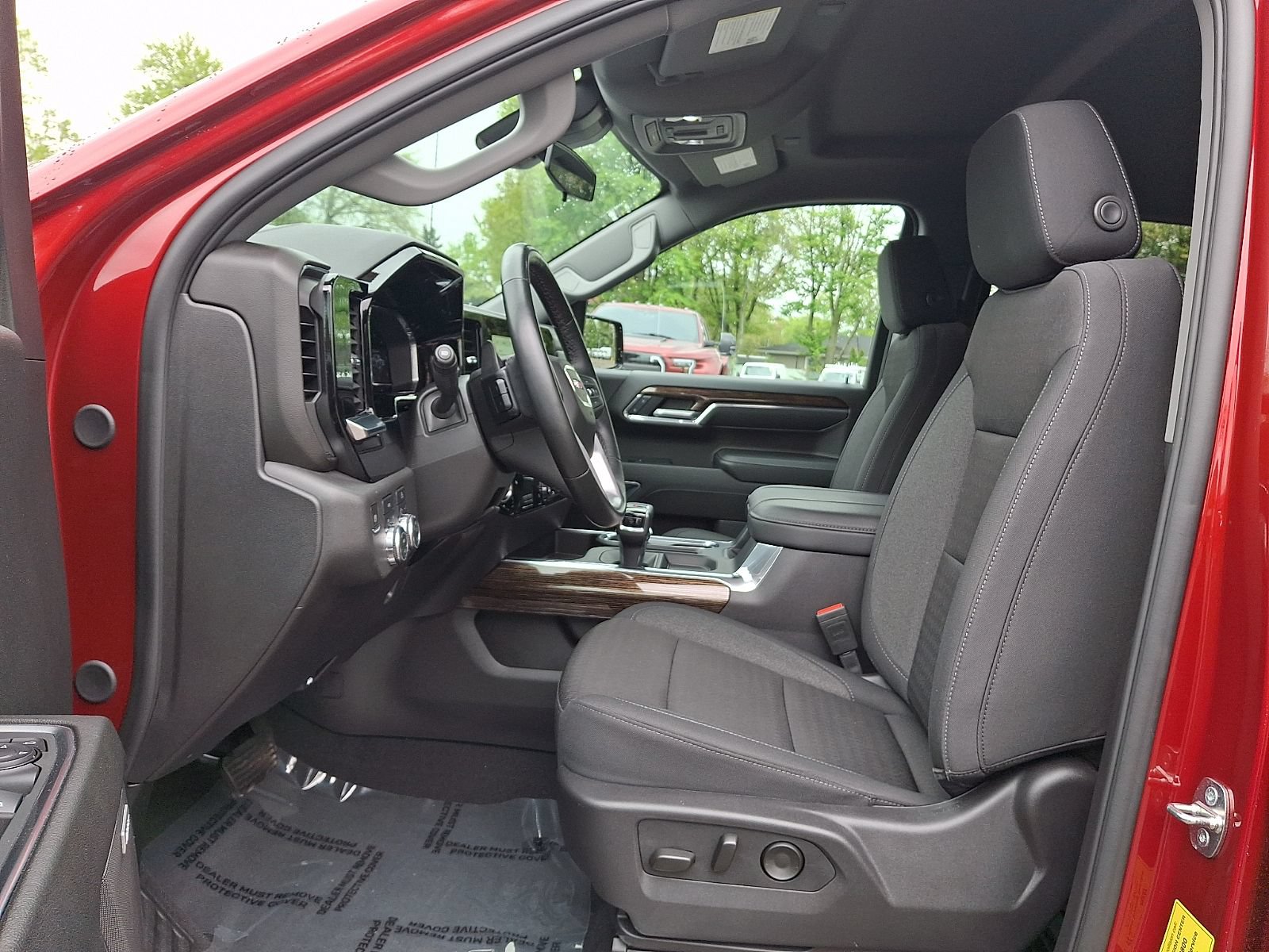 Used 2024 GMC Sierra 1500 Elevation w/ Preferred Package AWD/4WD image 14