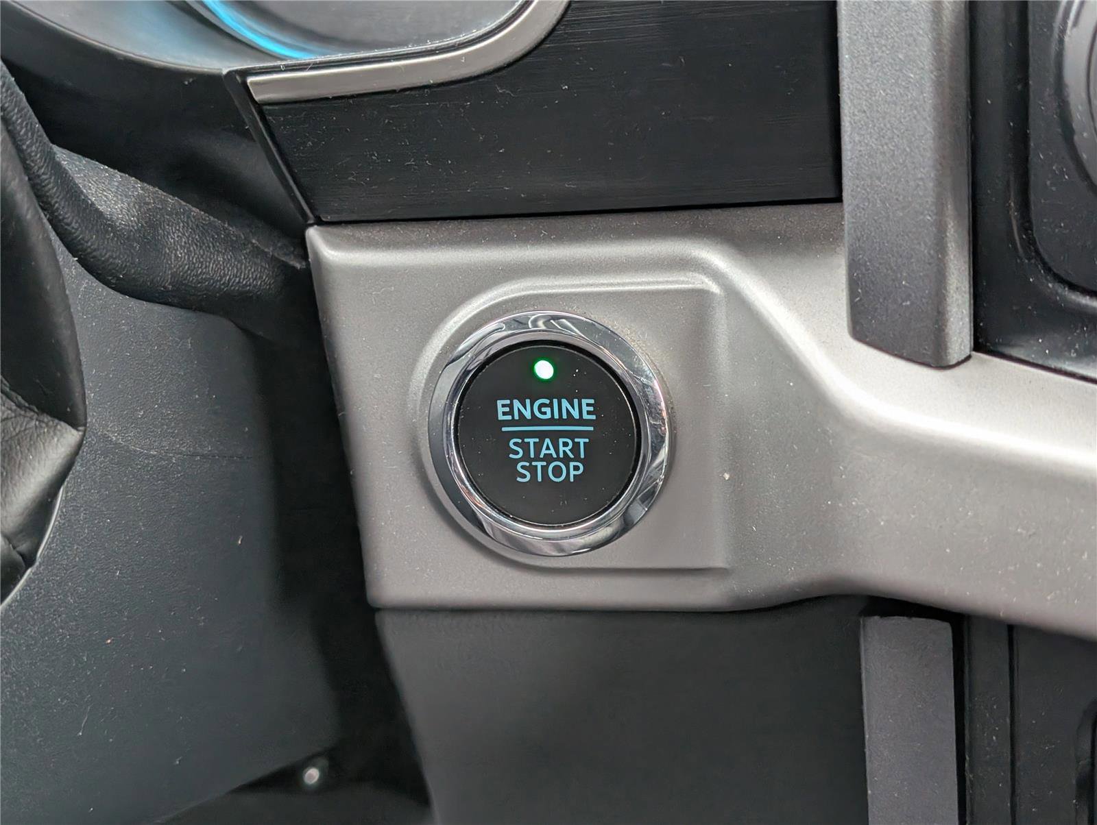 Certified 2022 Ford F150 XLT w/ Equipment Group 302A High image 22