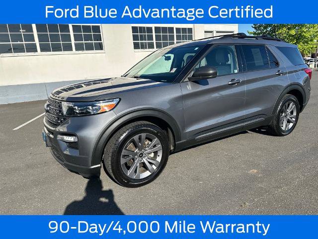 Certified 2021 Ford Explorer XLT w/ Equipment Group 202A AWD/4WD image 3