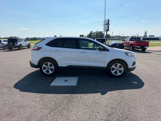 Certified 2019 Ford Edge SE FWD image 4