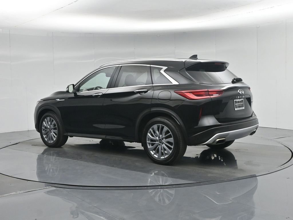 Used 2024 INFINITI QX50 Luxe image 16