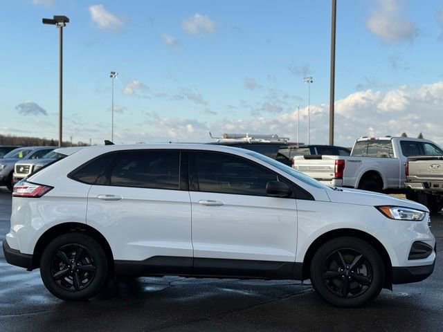 Certified 2021 Ford Edge SE image 10