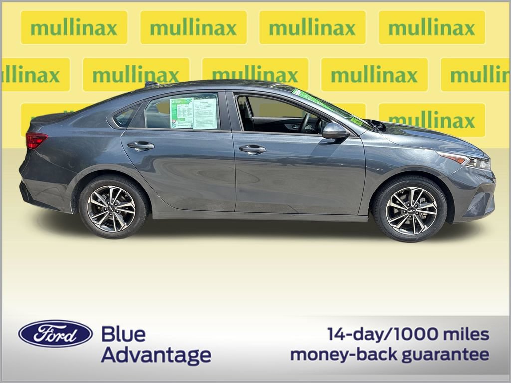 Used 2024 Kia Forte LXS FWD video 2
