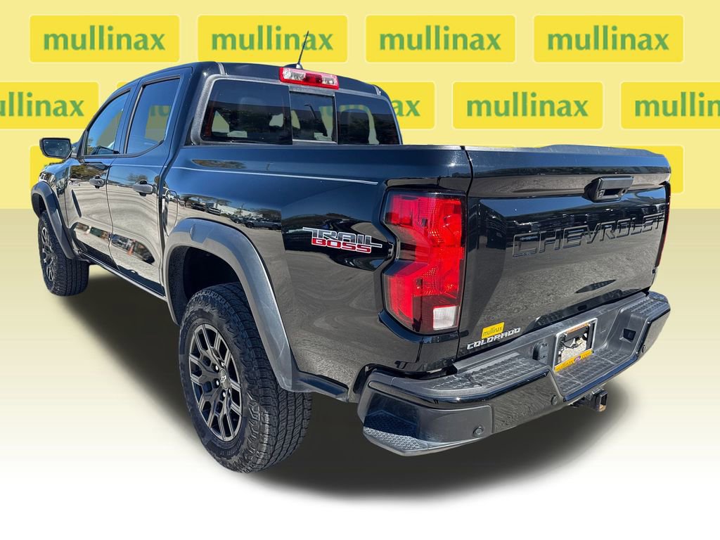 Used 2024 Chevrolet Colorado Trail Boss w/ Technology Package image 4