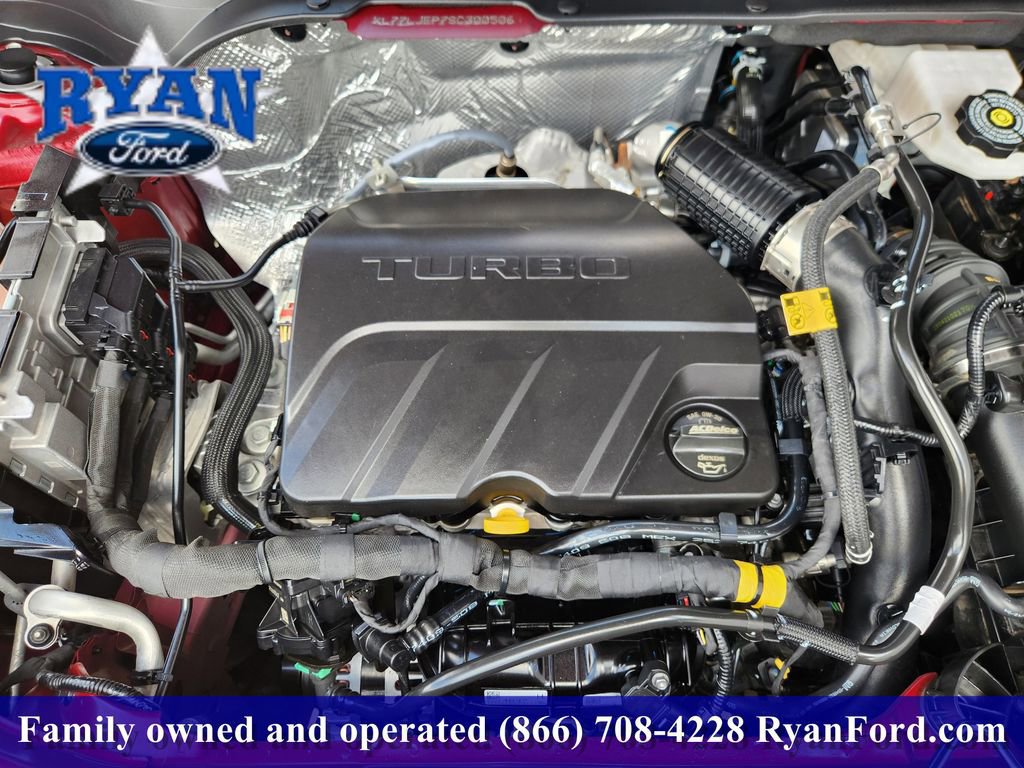 Used 2025 Chevrolet Trax RS w/ Driver Confidence Package image 22