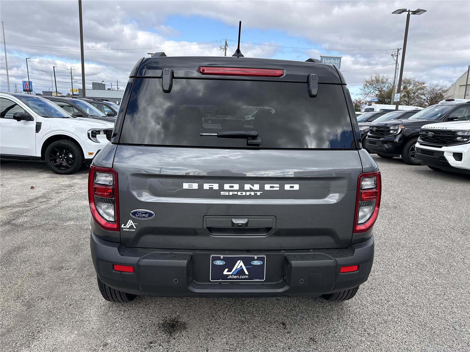 Certified 2025 Ford Bronco Sport Outer Banks image 4
