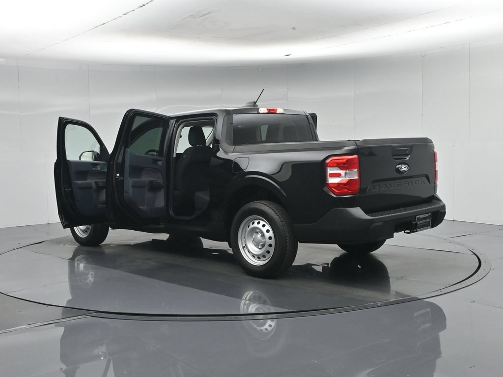 Certified 2025 Ford Maverick XL FWD image 28