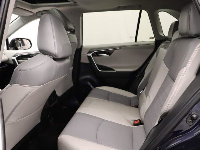 Used 2022 Toyota RAV4 Limited image 29