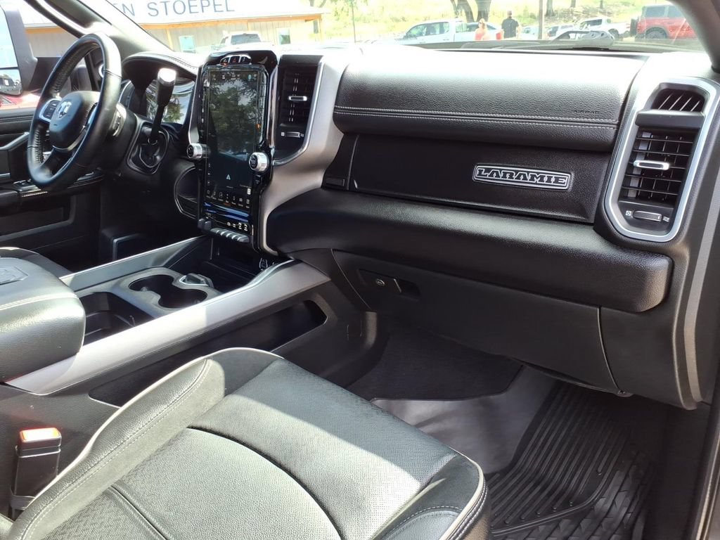 Used 2022 RAM 3500 Laramie RWD image 5