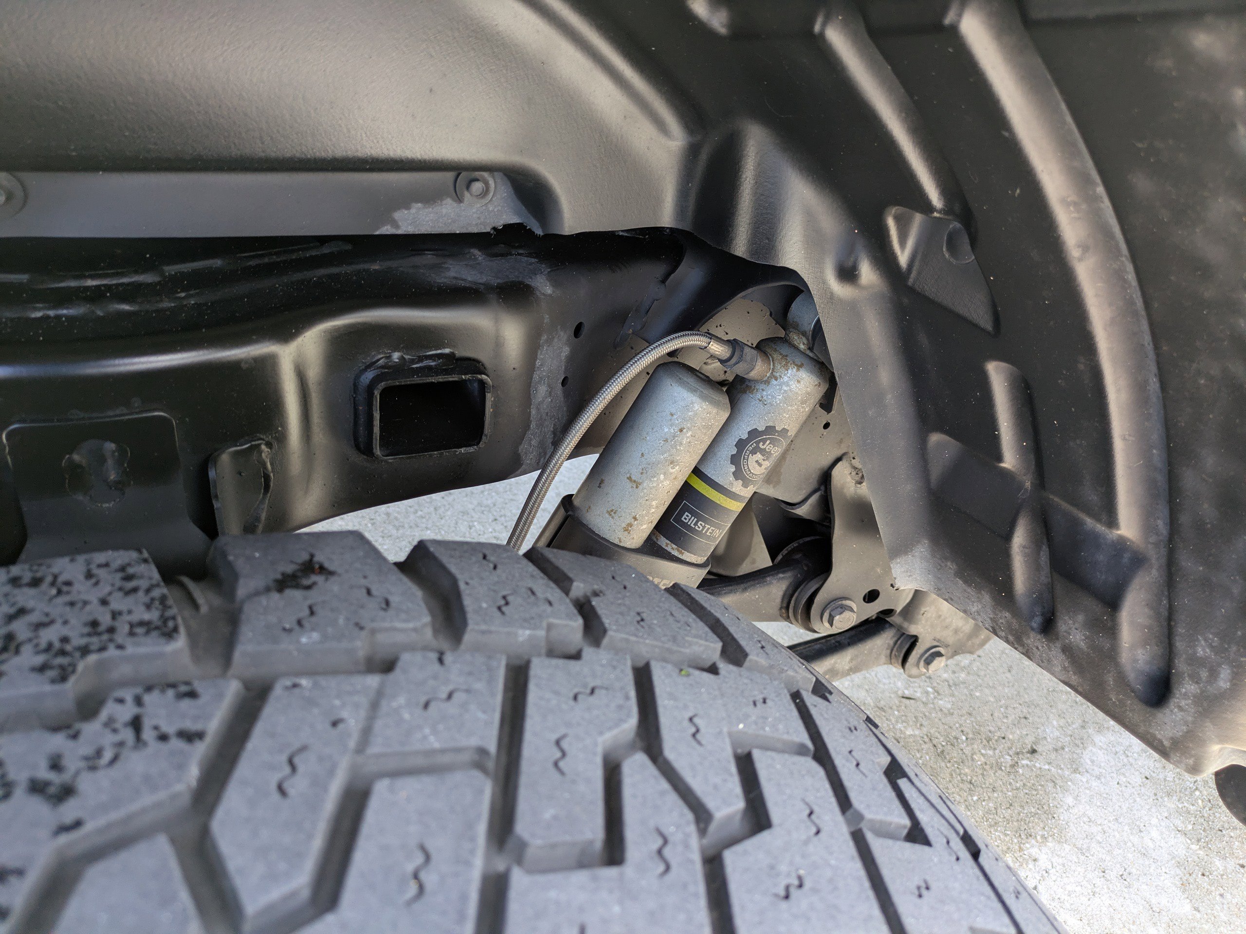 Used 2023 Jeep Gladiator Rubicon w/ LED Lighting Group AWD/4WD image 13