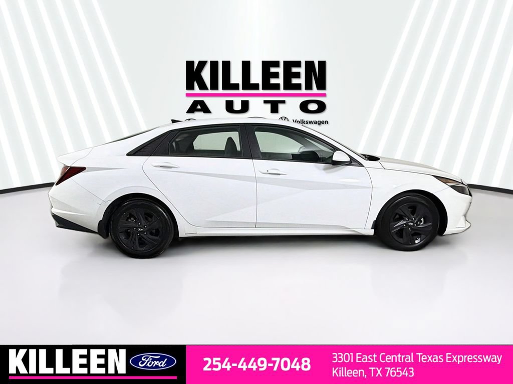 Used 2023 Hyundai Elantra SEL FWD image 8