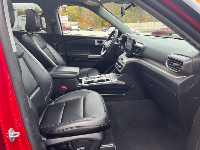 Certified 2023 Ford Explorer XLT w/ Equipment Group 202A AWD/4WD image 20