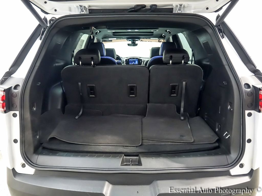 Used 2023 Chevrolet Traverse RS AWD/4WD image 28