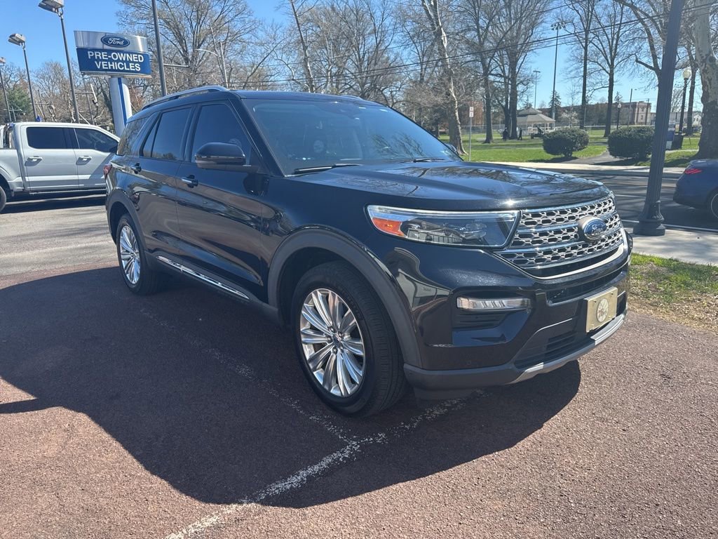 Certified 2021 Ford Explorer Limited w/ Equipment Group 301A AWD/4WD image 3
