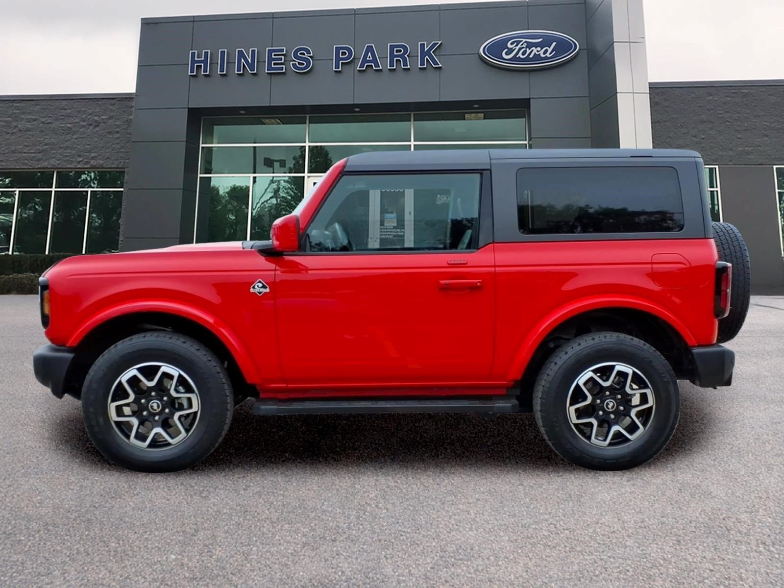 Certified 2022 Ford Bronco Outer Banks AWD/4WD image 4