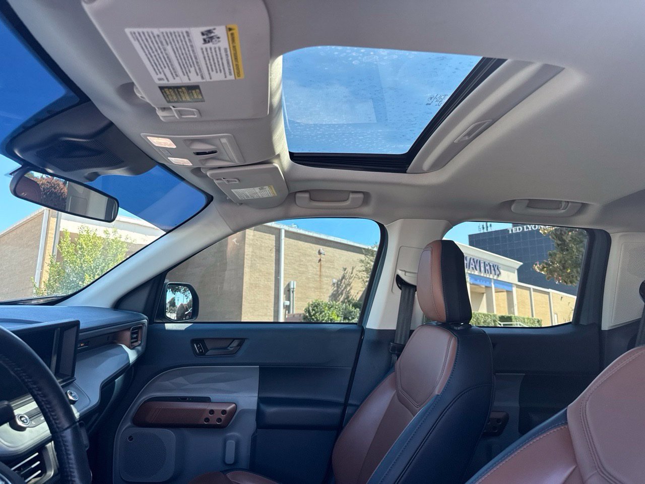 Certified 2022 Ford Maverick Lariat w/ Lariat Luxury Package AWD/4WD image 9