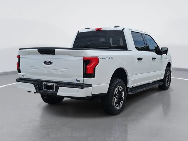 Certified 2023 Ford F150 Lightning XLT AWD/4WD image 3