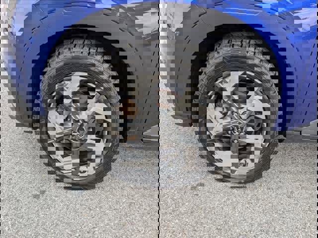 Used 2023 Hyundai Venue SEL image 5