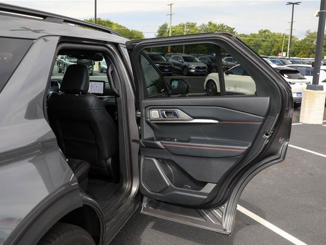 Certified 2025 Ford Explorer ST w/ Sun And Sound Package AWD/4WD image 35