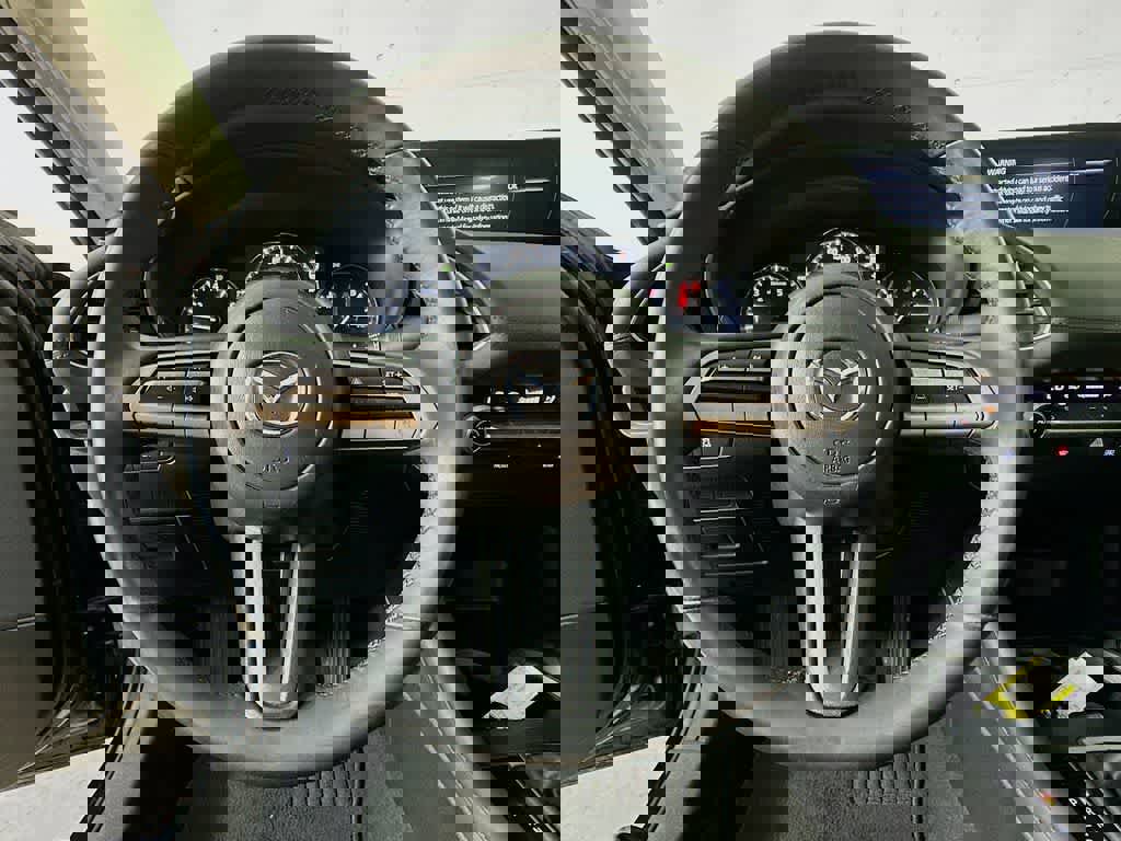 Used 2021 MAZDA MAZDA3 s image 18