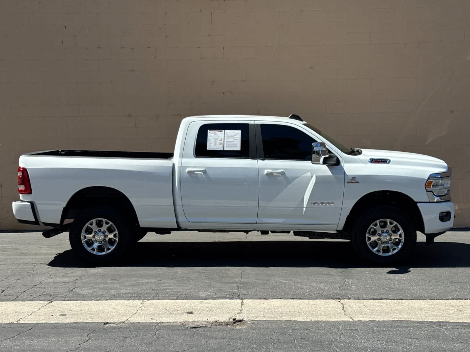 Used 2023 RAM 2500 Laramie AWD/4WD image 8