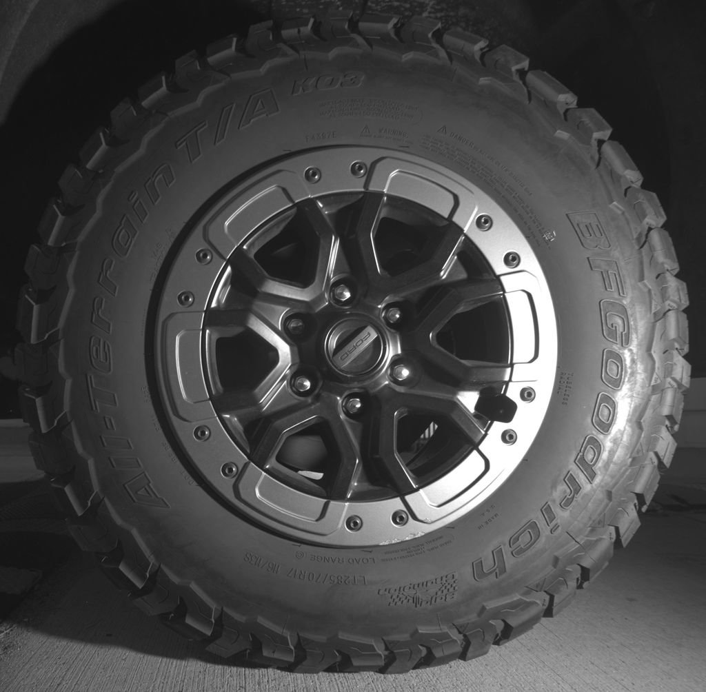 Certified 2025 Ford Ranger Raptor AWD/4WD image 12