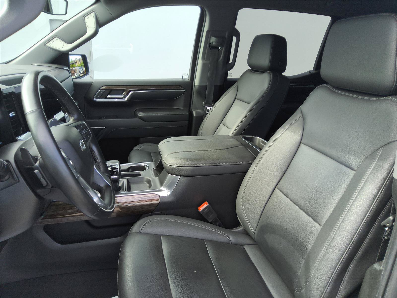 Used 2023 Chevrolet Silverado 1500 RST w/ Convenience Package II AWD/4WD image 13