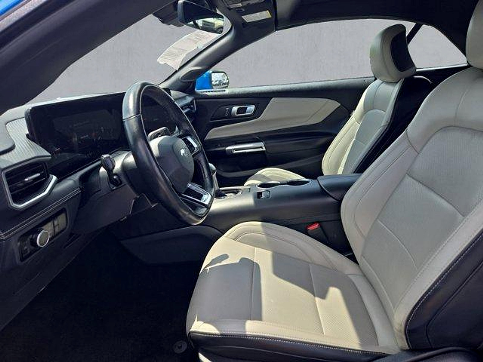 Certified 2024 Ford Mustang Premium RWD image 11