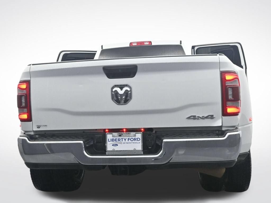 Used 2024 RAM 3500 Tradesman w/ Chrome Appearance Group AWD/4WD image 49