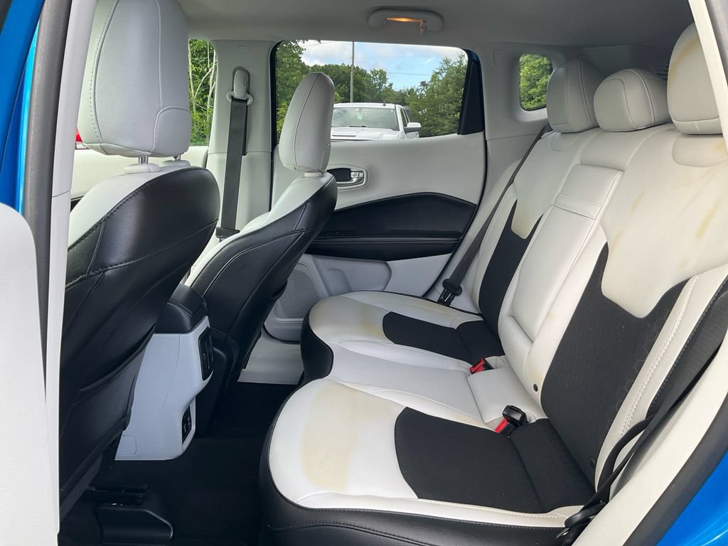 Used 2019 Jeep Compass Latitude w/ Popular Equipment Group FWD image 14