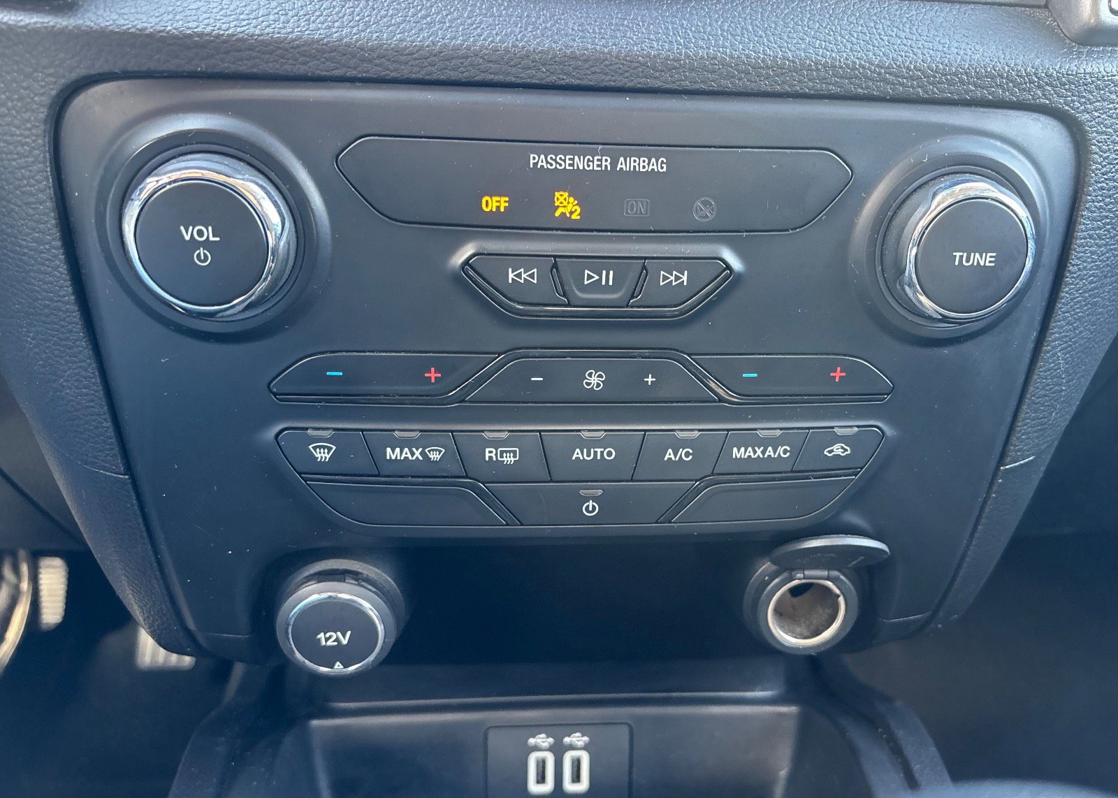 Certified 2020 Ford Ranger XLT w/ Equipment Group 301A Mid image 43