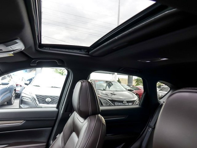 Used 2025 MAZDA CX-5 Signature AWD/4WD image 15