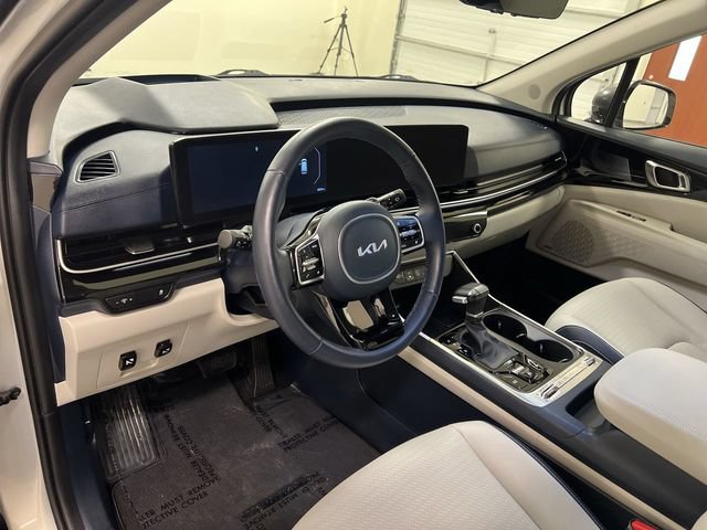 Used 2026 Kia Carnival SX Prestige FWD image 12
