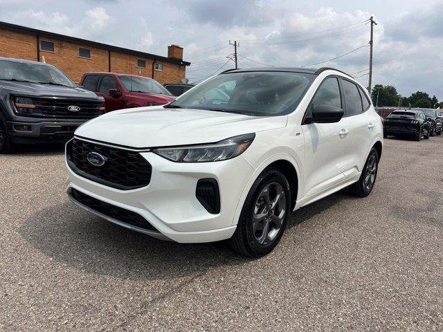 Certified 2023 Ford Escape ST-Line w/ Tech Pack #1 AWD/4WD image 27