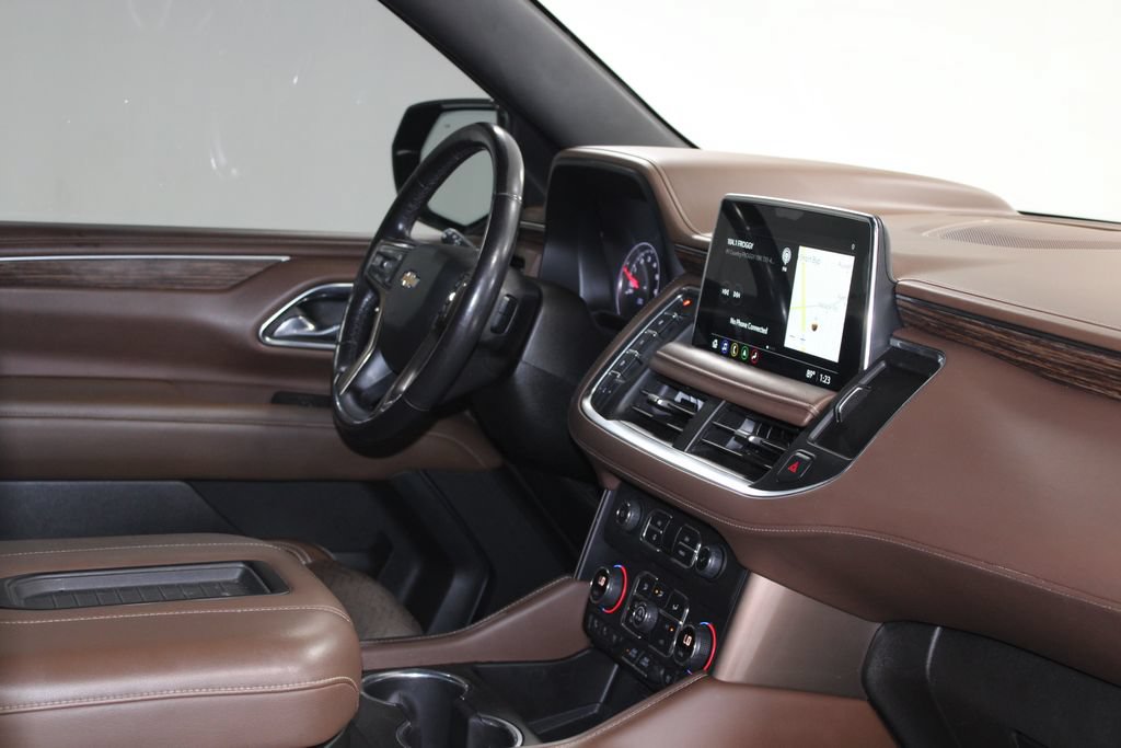 Used 2021 Chevrolet Suburban High Country RWD image 33
