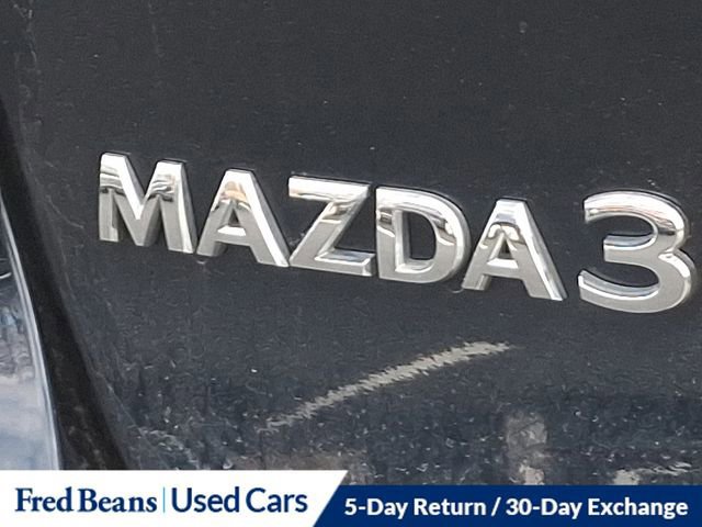 Used 2022 MAZDA MAZDA3 s image 32