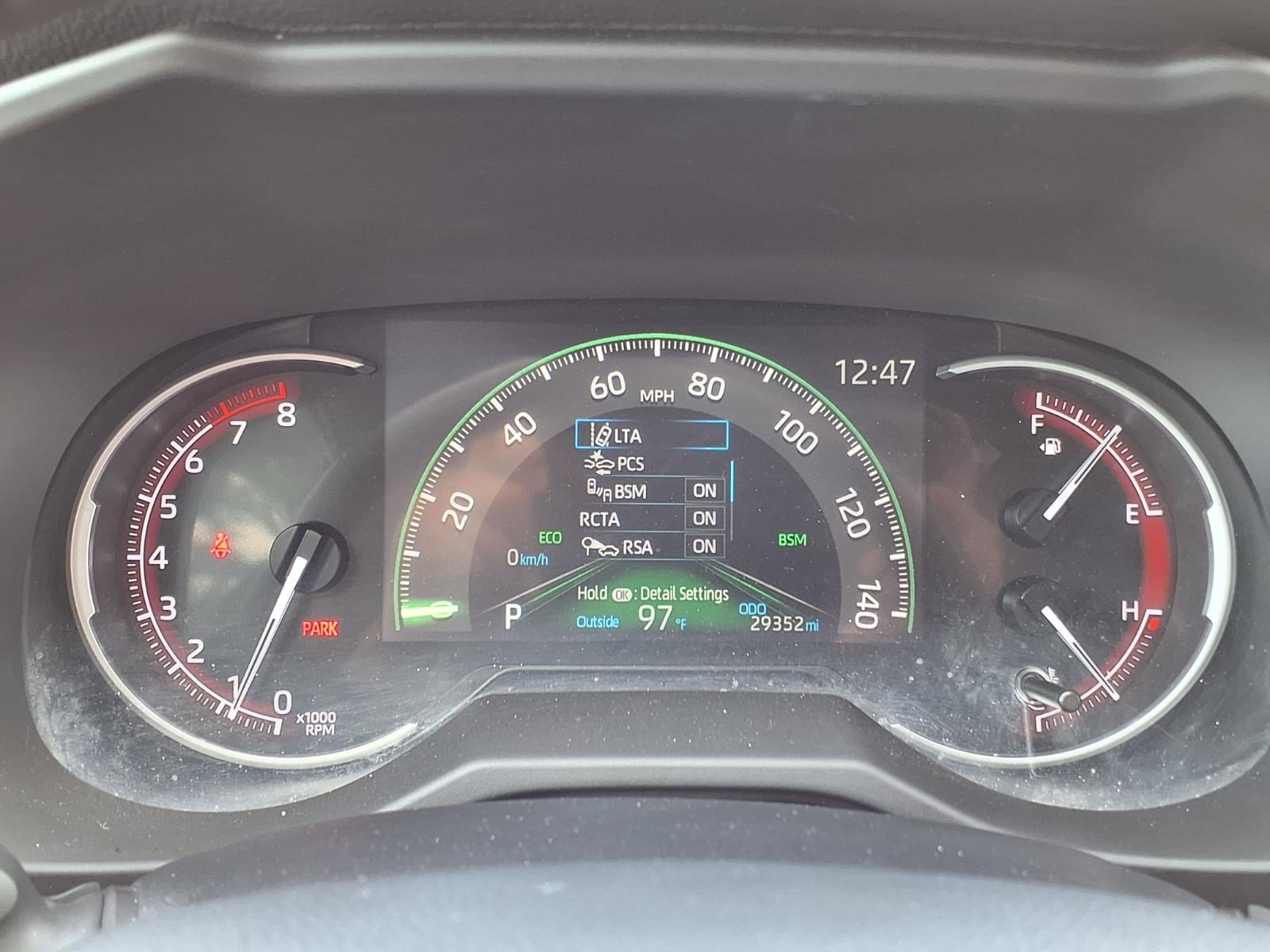 Used 2024 Toyota RAV4 XLE Premium FWD image 27