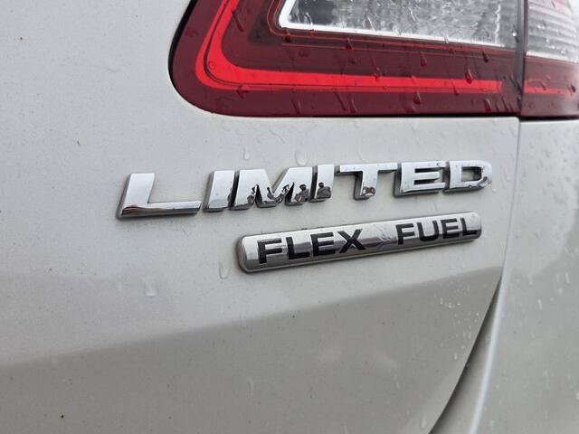 Certified 2019 Ford Taurus Limited FWD image 12