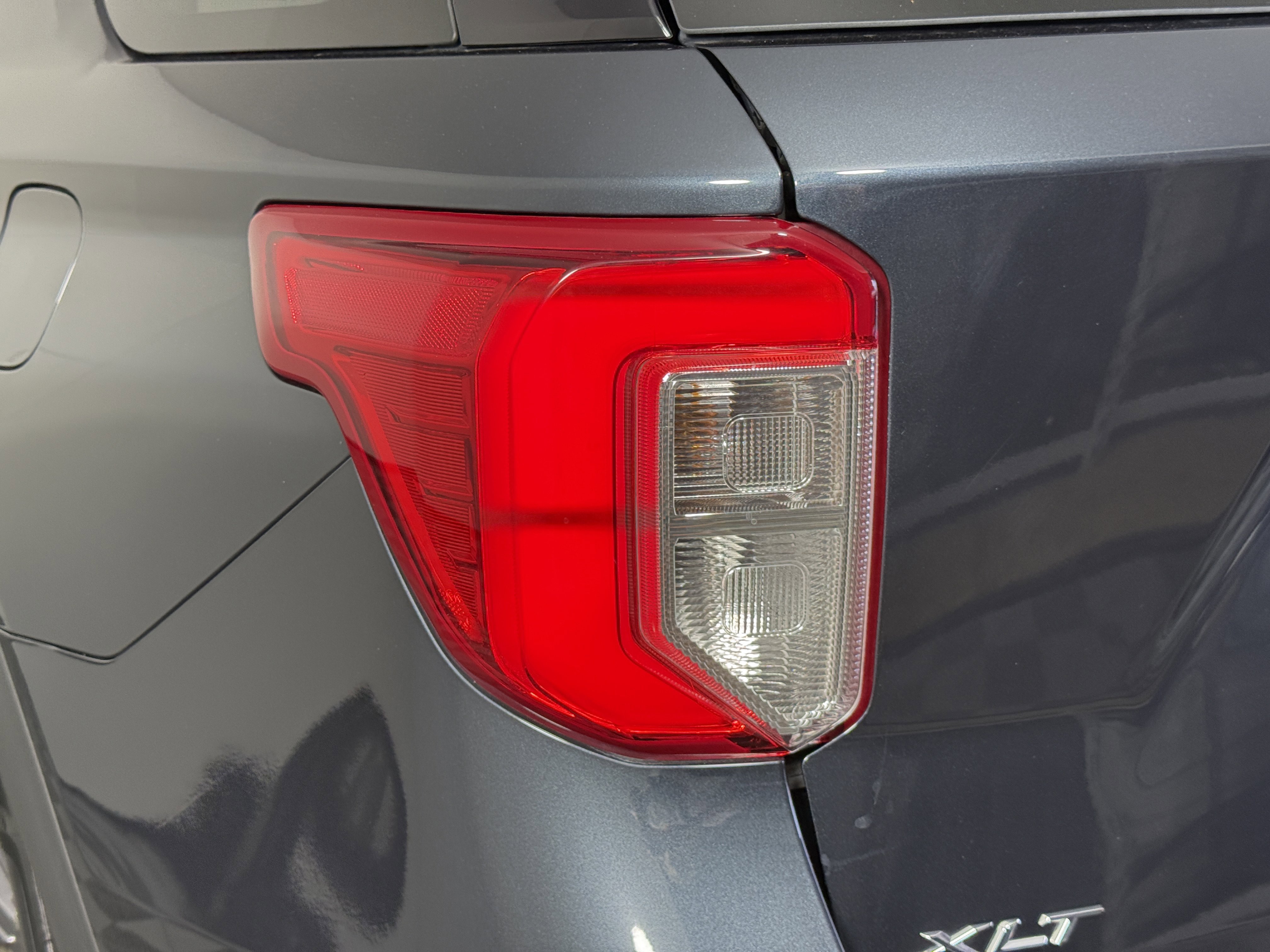 Certified 2023 Ford Explorer XLT w/ Equipment Group 202A RWD image 8