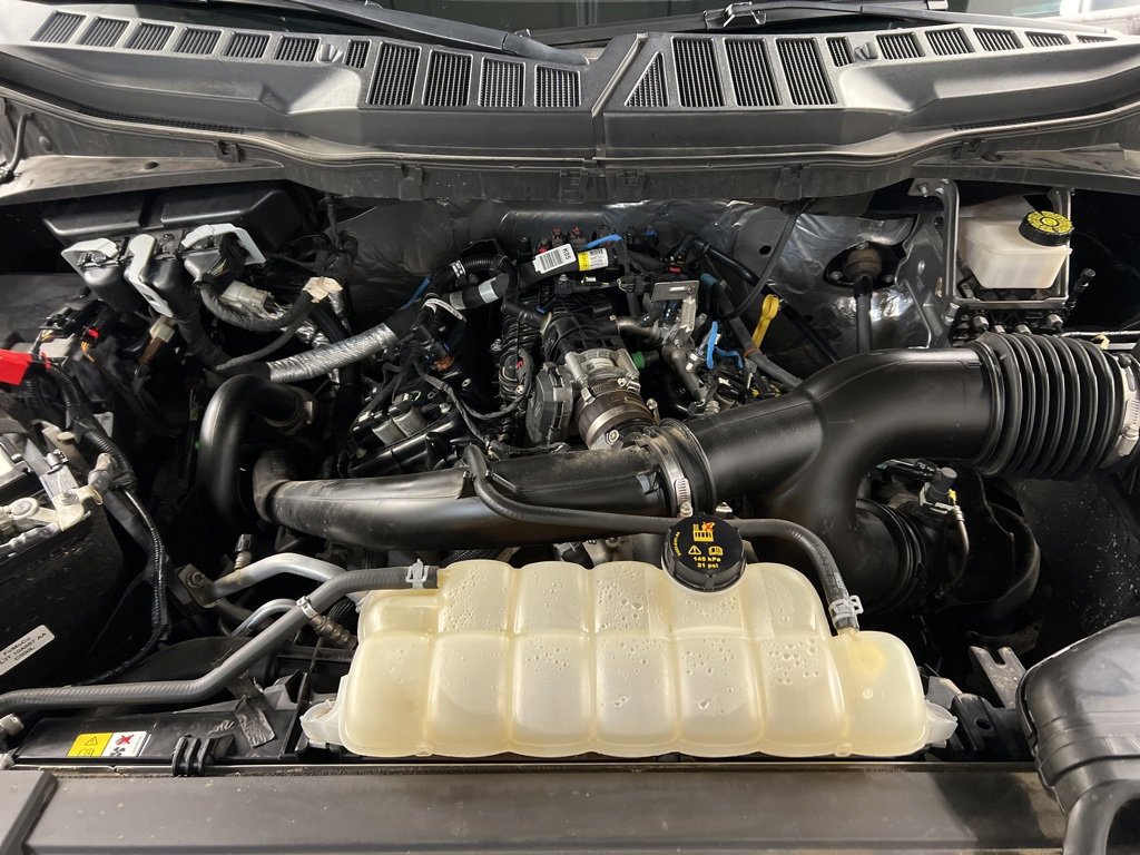 Certified 2022 Ford F150 XLT w/ Equipment Group 302A High image 38