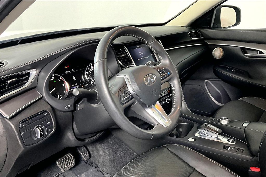 Used 2023 INFINITI QX50 Luxe w/ Cargo Package FWD image 13