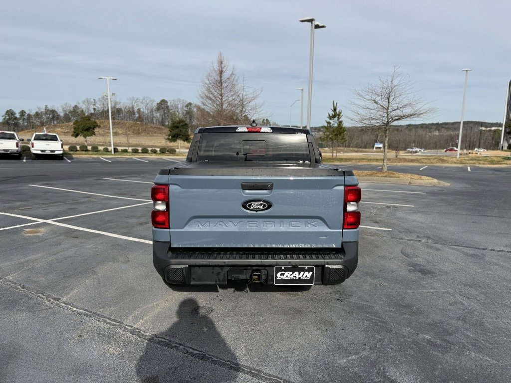 Certified 2025 Ford Maverick Lariat w/ Black Appearance Package image 4
