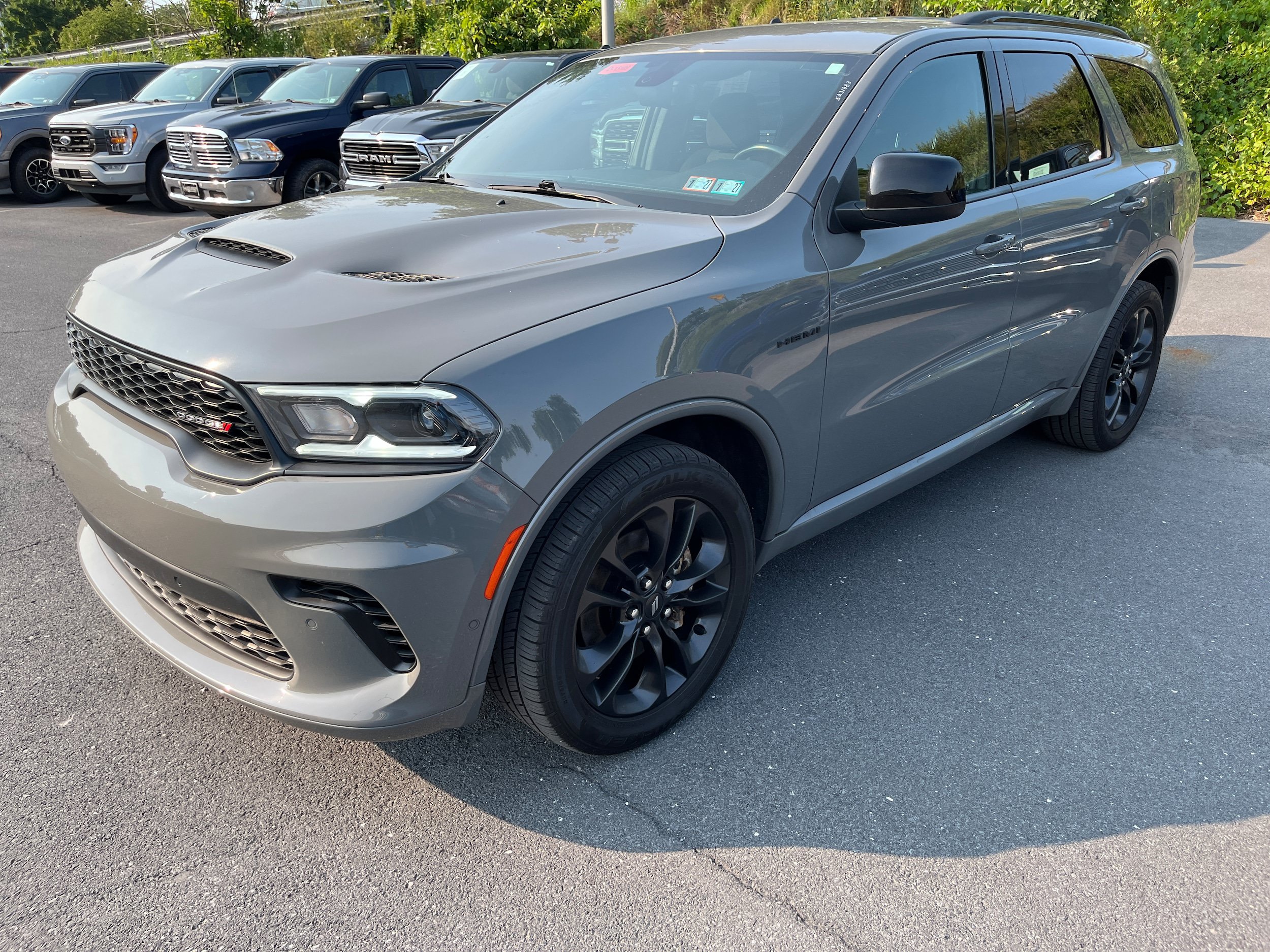 Used 2023 Dodge Durango R/T w/ Blacktop Package AWD/4WD image 24