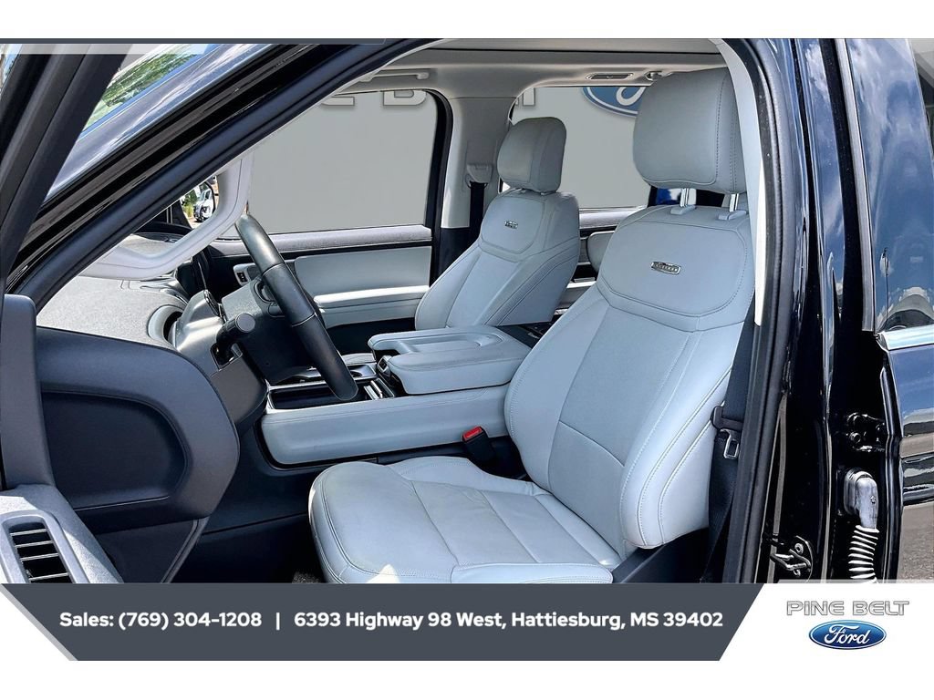 Certified 2025 Ford Expedition Platinum AWD/4WD image 18