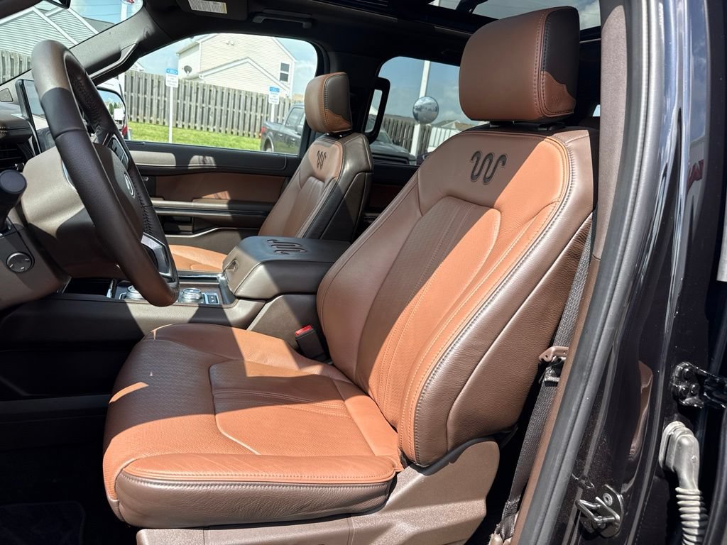 Certified 2024 Ford Expedition Max King Ranch AWD/4WD image 4