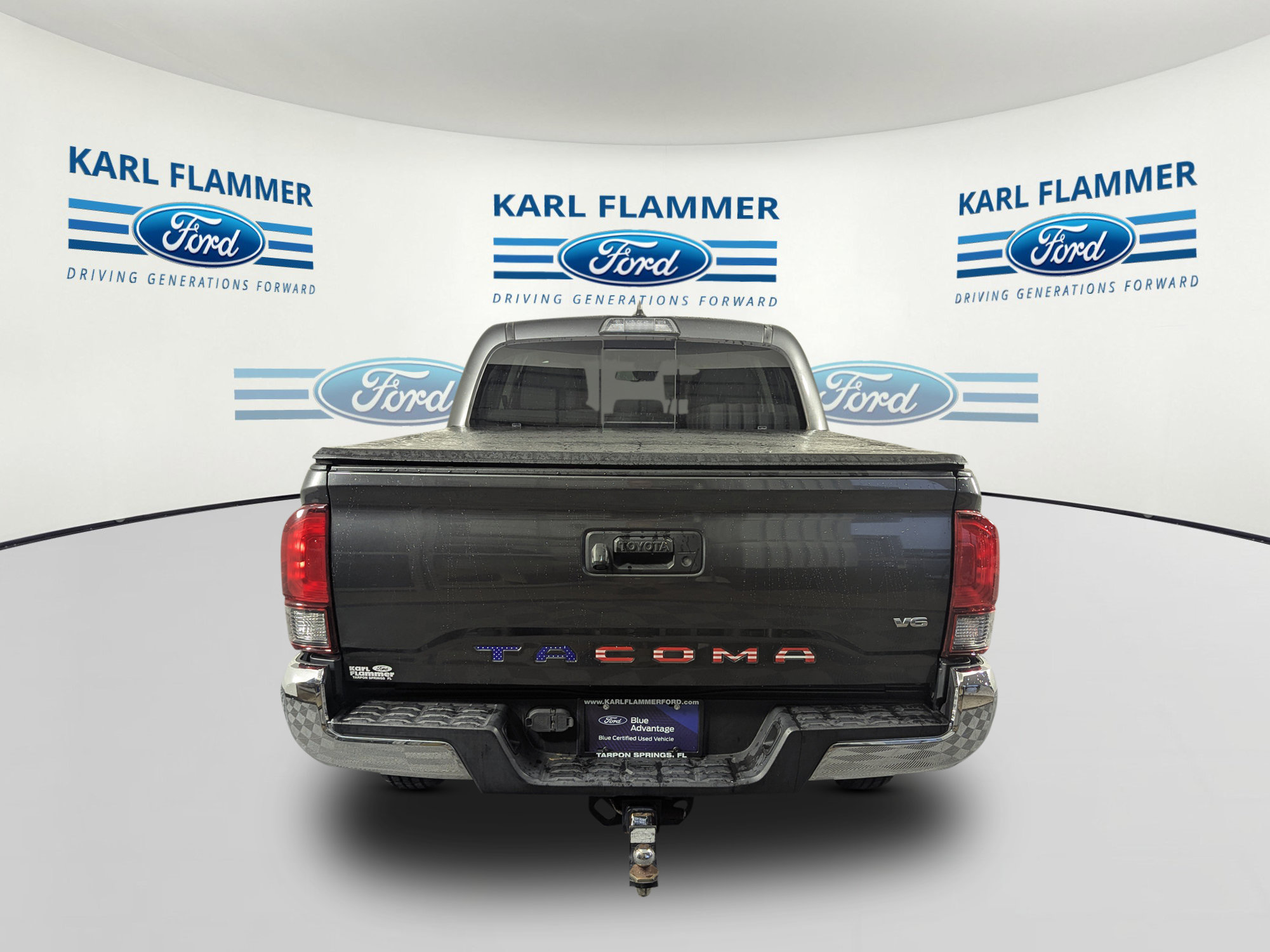 Used 2019 Toyota Tacoma SR5 RWD image 4