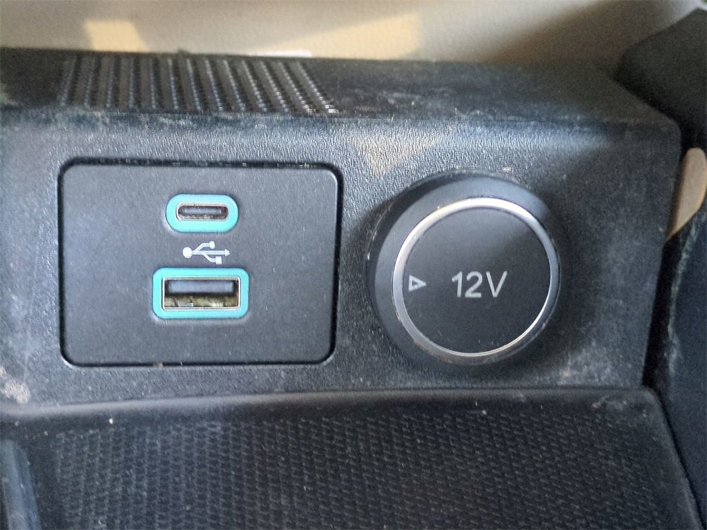 Certified 2021 Ford Escape SEL w/ Technology Package image 21