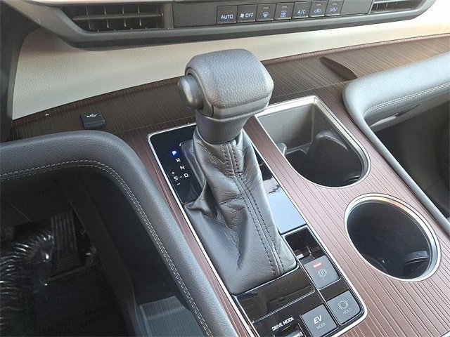 Used 2021 Toyota Sienna LE image 17