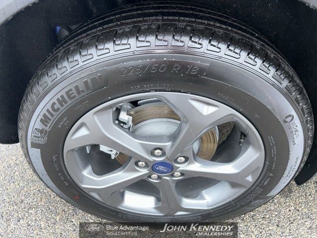 Certified 2025 Ford Escape ST-Line w/ Cold Weather Package image 11